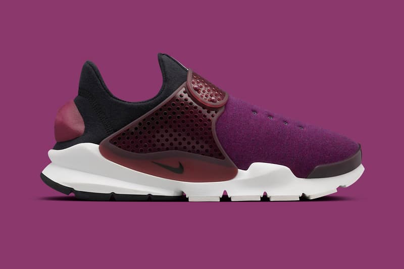 Tech Fleece  Nike Sock Dart