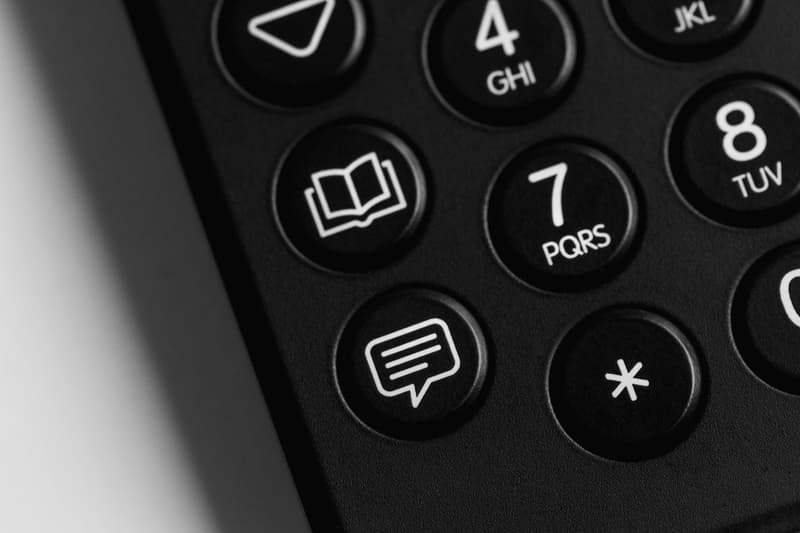 反樸歸真！Punkt. MP 01 反智能手提電話近賞