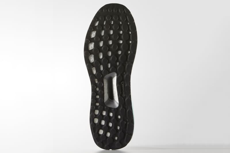 ultra boost st glow white