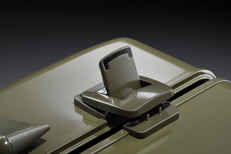 Zero Halliburton Limited-Edition Vintage Suitcase