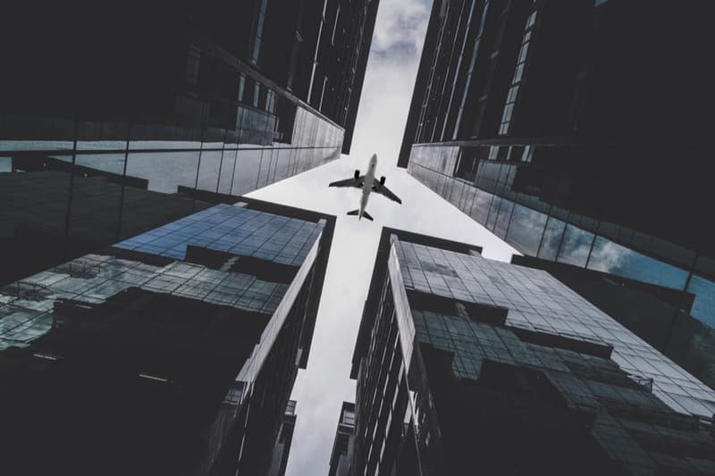 Canon Canada 呼籲網民上載自己最佳的飛機照片