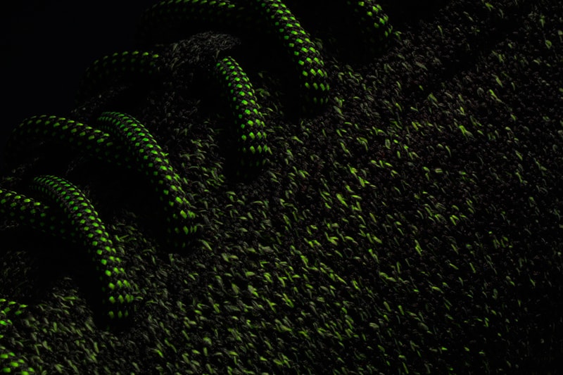 ADIDAS GLOW IN THE DARK PRIMEKNIT 