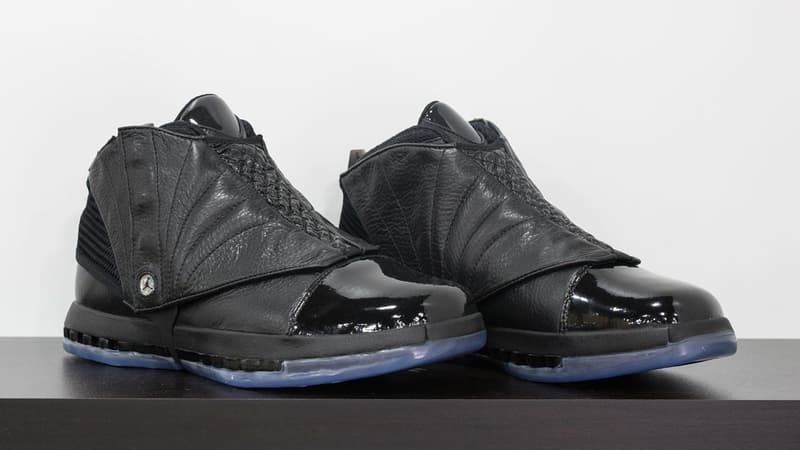 Michael Jordan 向 Kobe Bryant 贈送全套 Air Jordan 球鞋系列