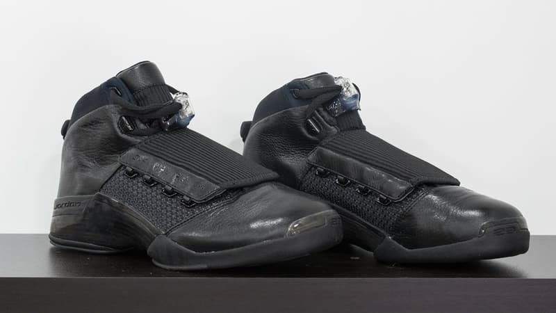 Michael Jordan 向 Kobe Bryant 贈送全套 Air Jordan 球鞋系列