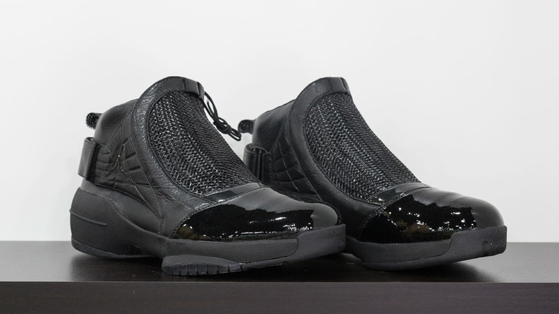 Michael Jordan 向 Kobe Bryant 贈送全套 Air Jordan 球鞋系列