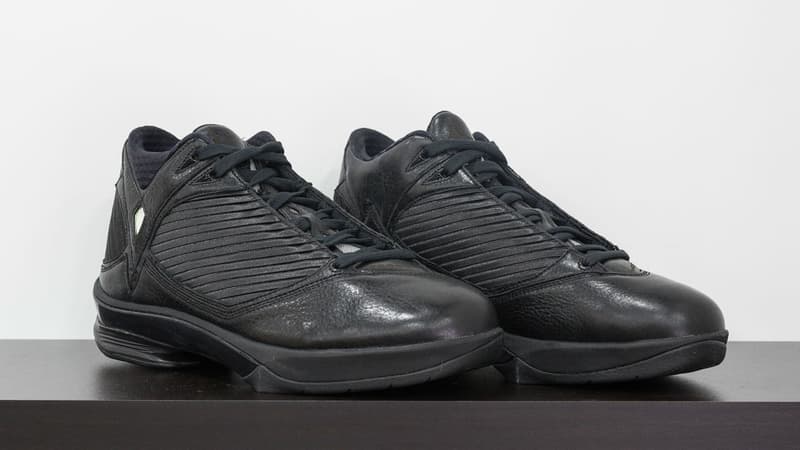 Michael Jordan 向 Kobe Bryant 贈送全套 Air Jordan 球鞋系列