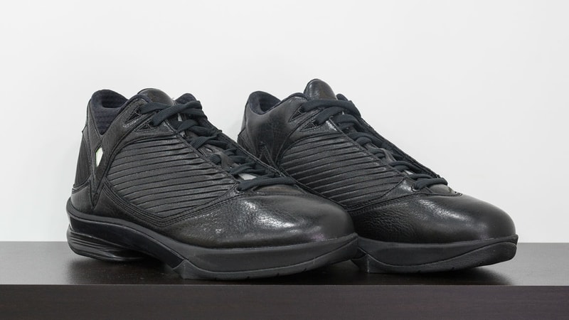 Michael Jordan 向 Kobe Bryant 贈送全套 Air Jordan 球鞋系列