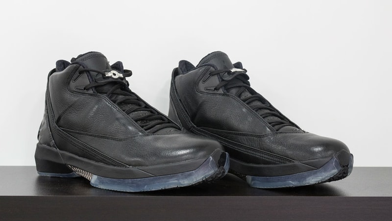 Michael Jordan 向 Kobe Bryant 贈送全套 Air Jordan 球鞋系列
