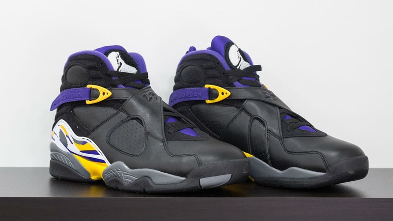 Michael Jordan 向 Kobe Bryant 贈送全套 Air Jordan 球鞋系列
