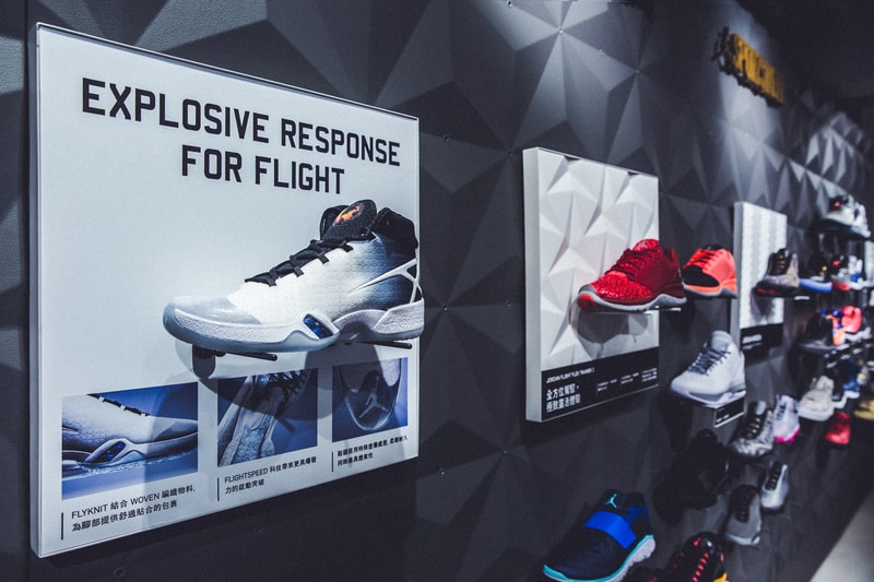 Jordan Brand 亞洲最大旗艦店 Jordan 8 Wellington 正式登陸！
