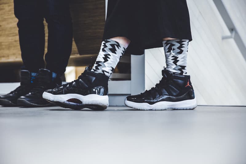 ONFEET :  JORDAN 8 WELLINGTON SNEAKER