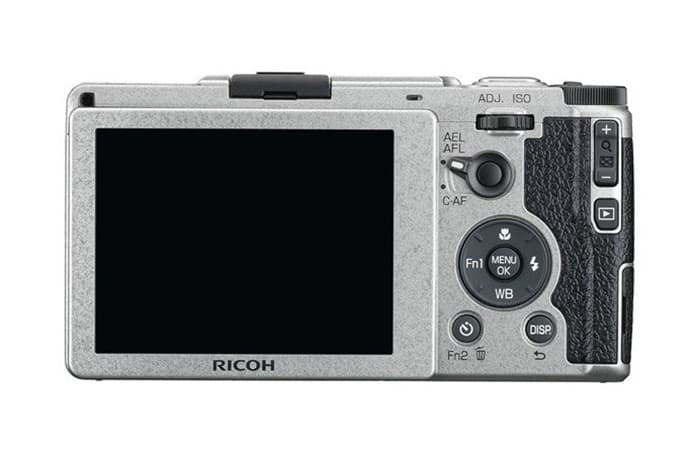 Ricoh 80 週年紀念別注版本 GR II 登場