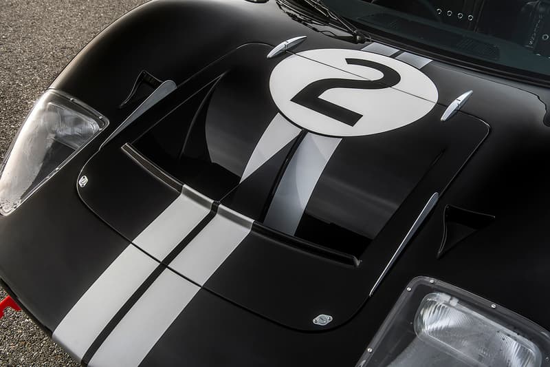 Shelby GT40 Mk. II 50 周年復刻版跑車