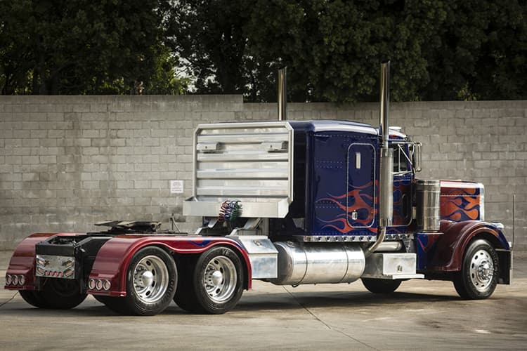 The Transformers, Optimus Prime, Bumblebee, Chevrolet, Camaro, Peterbilt, Michael Bay