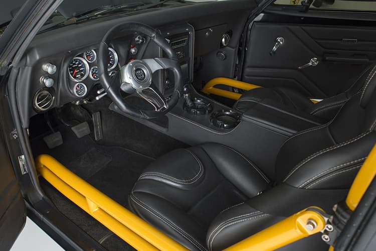 The Transformers, Optimus Prime, Bumblebee, Chevrolet, Camaro, Peterbilt, Michael Bay