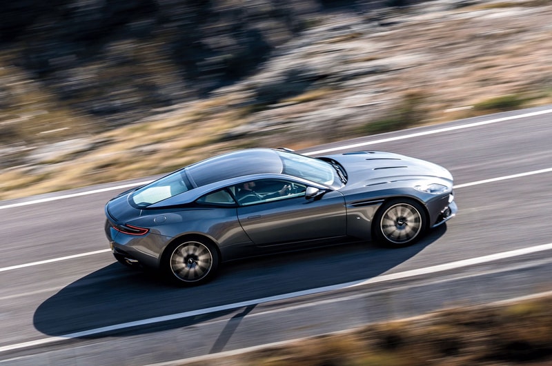 搶先預覽 2017 年式樣 Aston Martin DB11 超跑