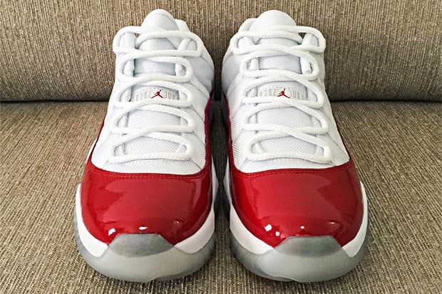  Air Jordan 11 Low Varsity Red