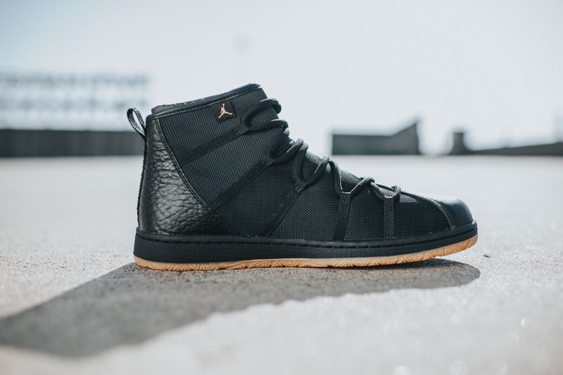 Jordan Brand 釋出 Galaxy 全新「黑棕」配色設計