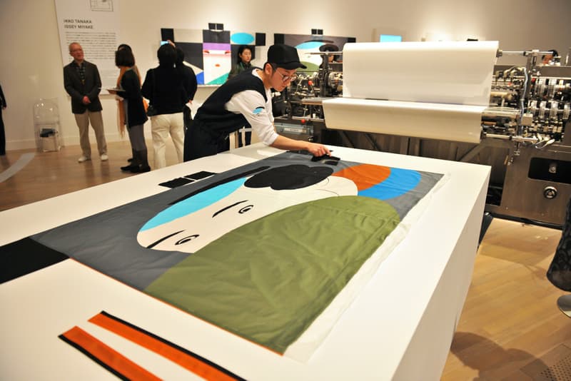 走進三宅一生作品回顧展