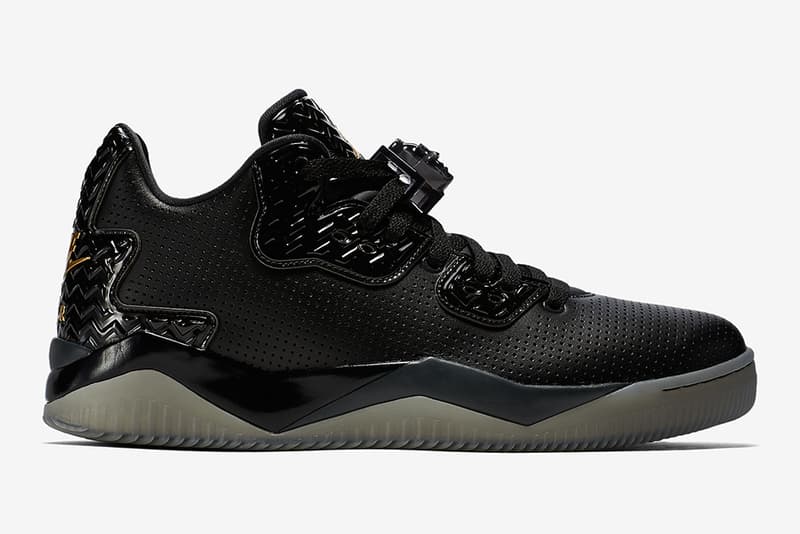 搶先預覽 Jordan Brand Spike 40 全黑配色