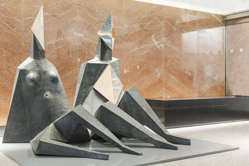 lynn chadwick sculptures exhibition in hong kong