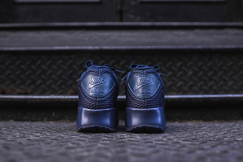 Nike Air Max 90 Ultra BR 全新配色設計「Triple Navy」