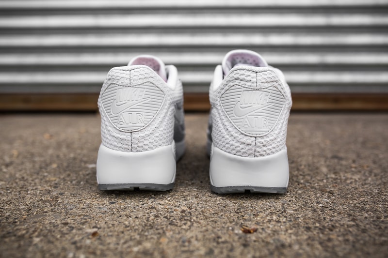 Nike Air Max 90 Ultra BR 全新配色設計「Pure Platinum」