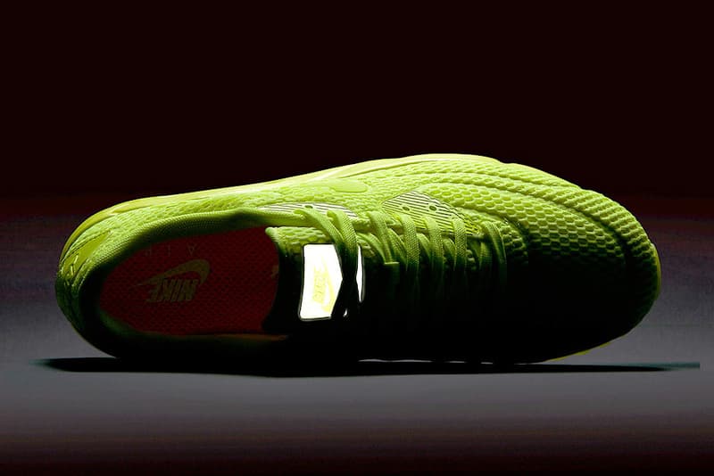 Nike Air Max 90 Ultra BR 全新配色設計「Volt」