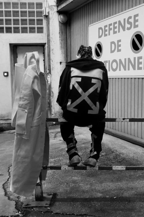 DJ CYBER 69 出鏡 OFF-WHITE 2016 秋冬造型系列