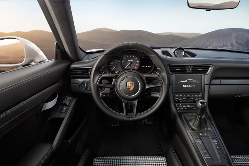 為純粹而生！Porsche 發佈新款 911 R 跑車