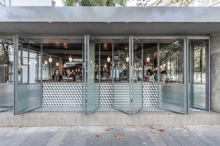 如恩設計研究所打造上海 Rachel's 漢堡餐廳