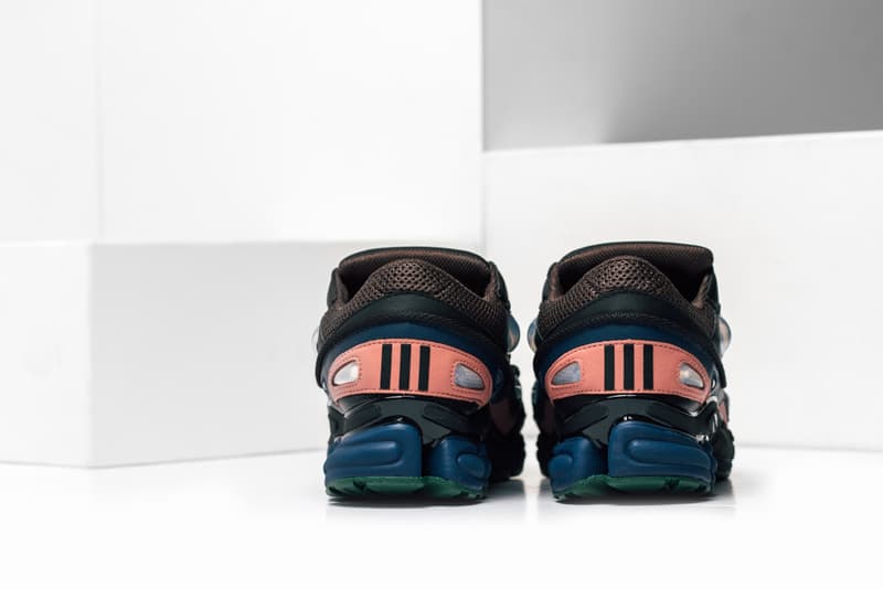 Raf Simons x adidas 2016 春夏聯名 Ozweego 2 系列