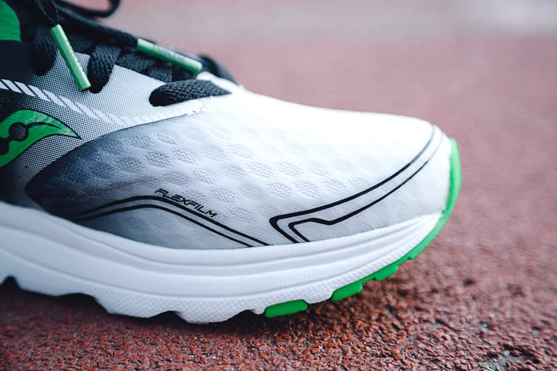 SAUCONY tokyo marathon 2016