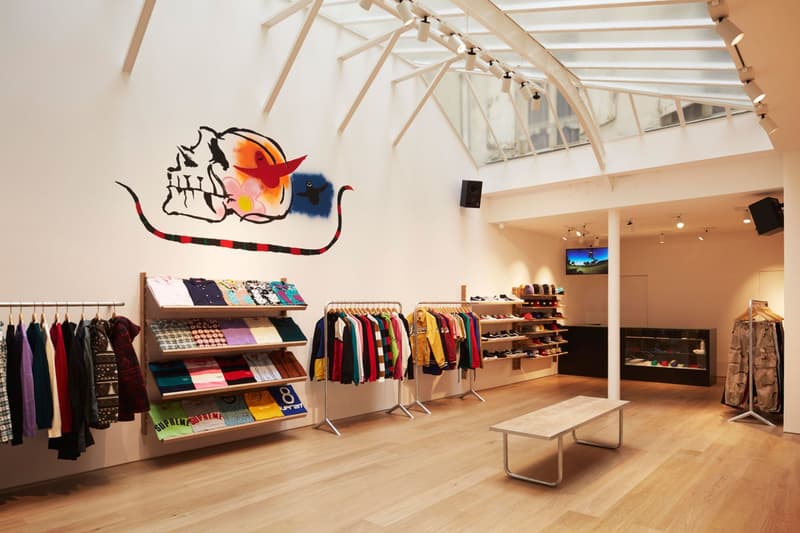 走進 Supreme 巴黎門店