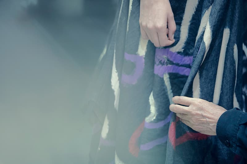 由 Wing Shya 帶你走進山本耀司的巴黎工作室