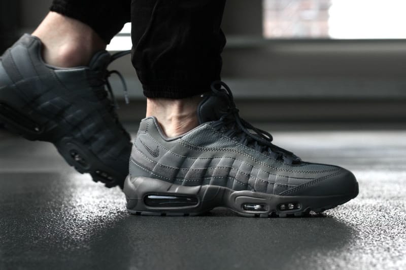 近賞 Nike Air Max 95 Essential「Cool Grey」配色