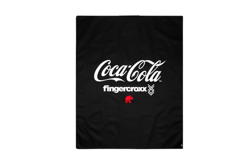 Coca-Cola x fingercroxx 聯名系列登場