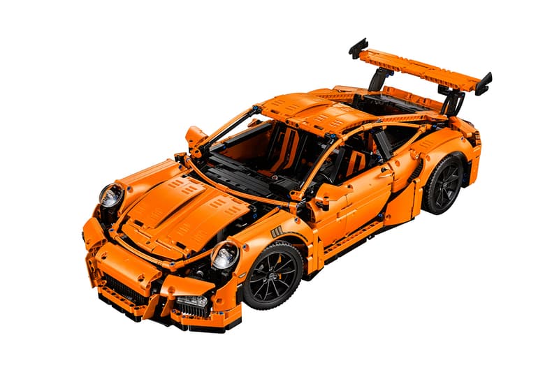 LEGO Technic 推出 Porsche 911 GT3 RS 積木模型