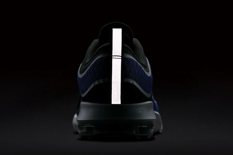 Nike 發佈全新鞋款 Air Max Mercurial R9 FC
