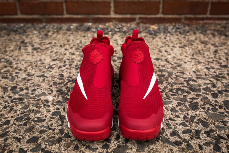 nike big swoosh gym red release