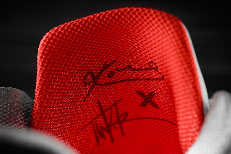 Nike Kobe 11「Tinker Muse」別注配色