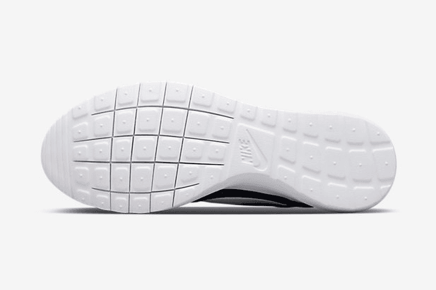 Nike x fragment Roshe Daybreak Restock