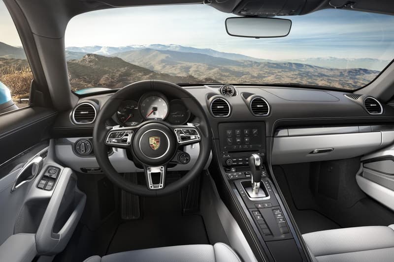 Porsche 發佈新款 718 Cayman 跑車