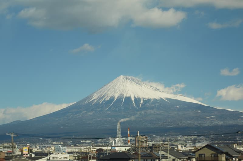 Sean + Seng 為 SSENSE 打造新季日式造型特集