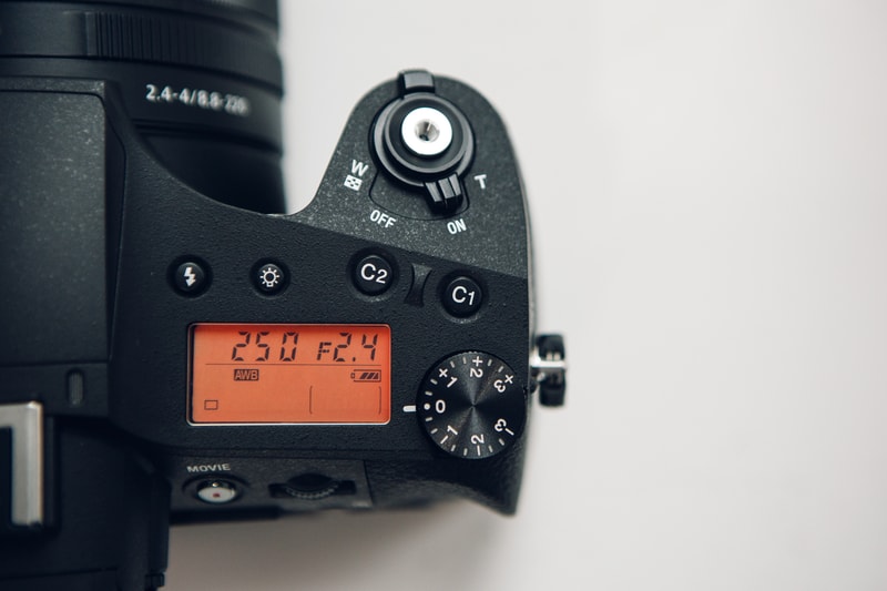 最強天涯機－SONY CYBER-SHOT RX10 III 登場