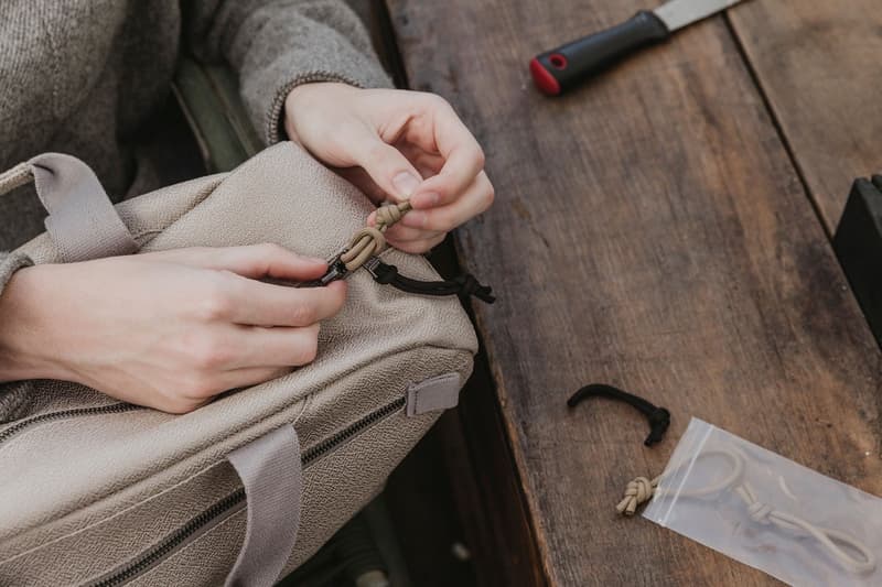 ULTRAOLIVE® 全新 Pebble 包袋系列