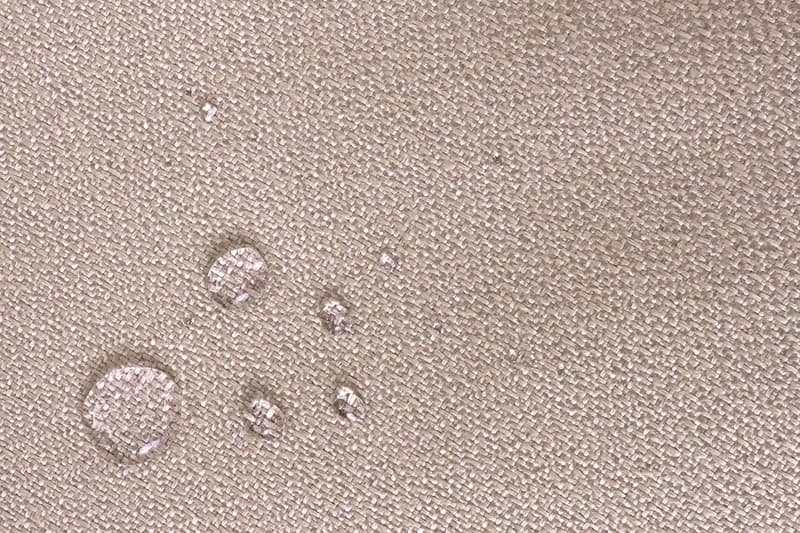 ULTRAOLIVE® 全新 Pebble 包袋系列