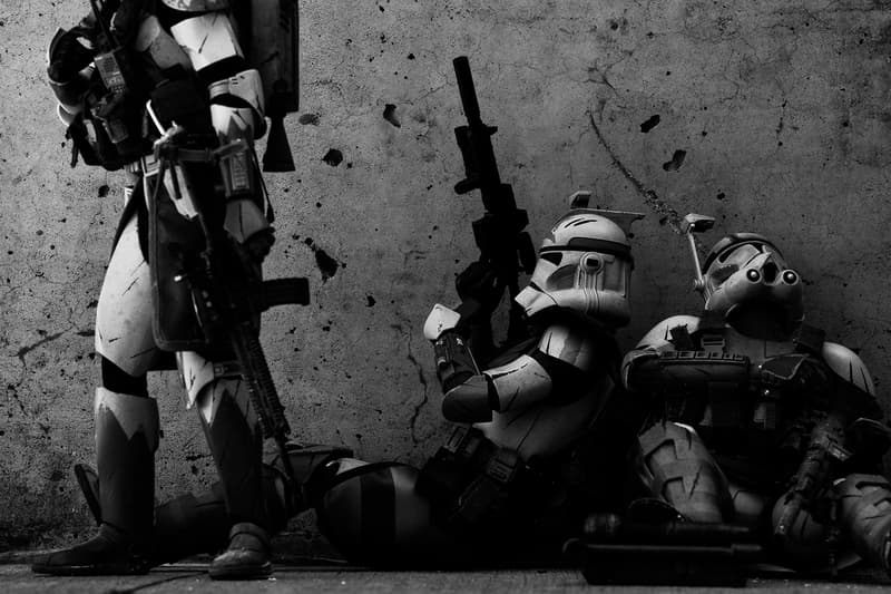 比電影更真實－美國攝影師以「白兵」重塑真實戰場