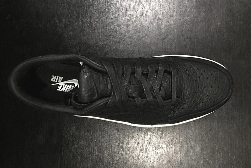 Air Jordan 1 Low "Swooshless"