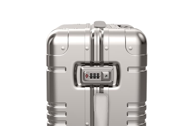 built-in charger luggage arlo skye carry-on